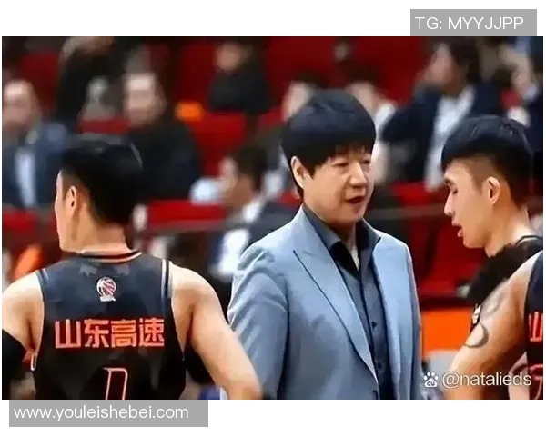 CBA精彩对决上海队迎战山东队文字直播全程报道与赛况分析 CBA精彩对决上海队迎战山东队文字直播全程报道与赛况分析